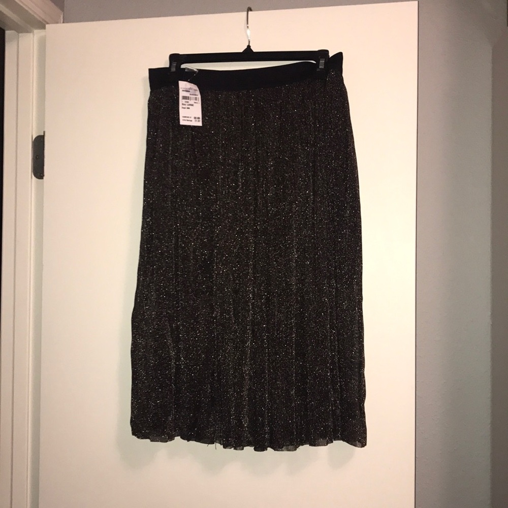 Black and gold skirt